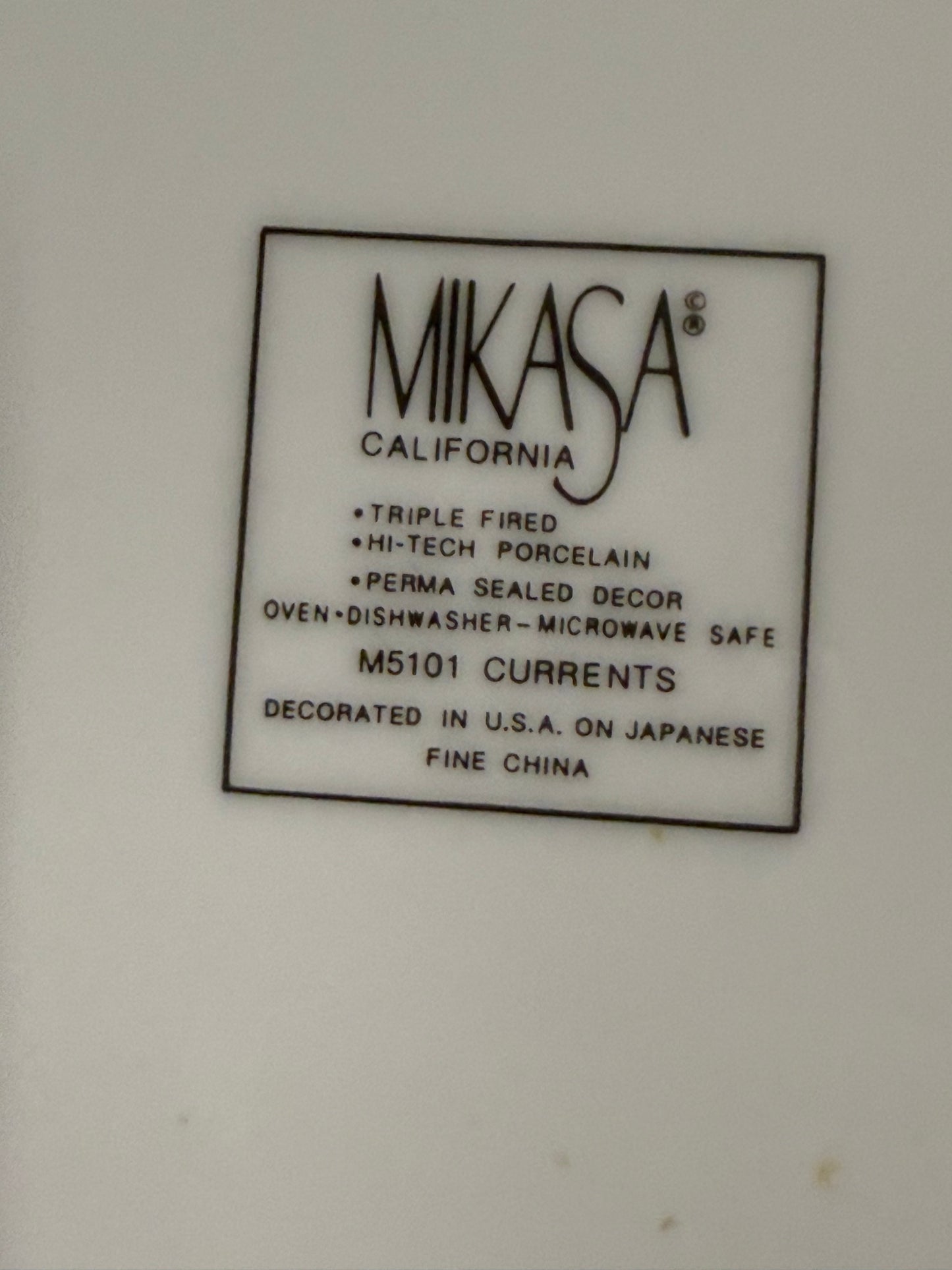 Mikasa California M5101 Currents China Plate 37 Piece Set with cups