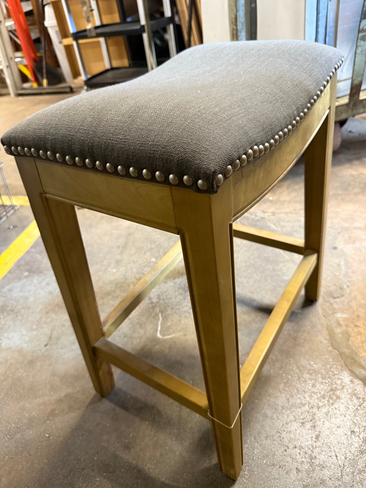 Emerson Counter Stool Wolf Grey 21x14x24”