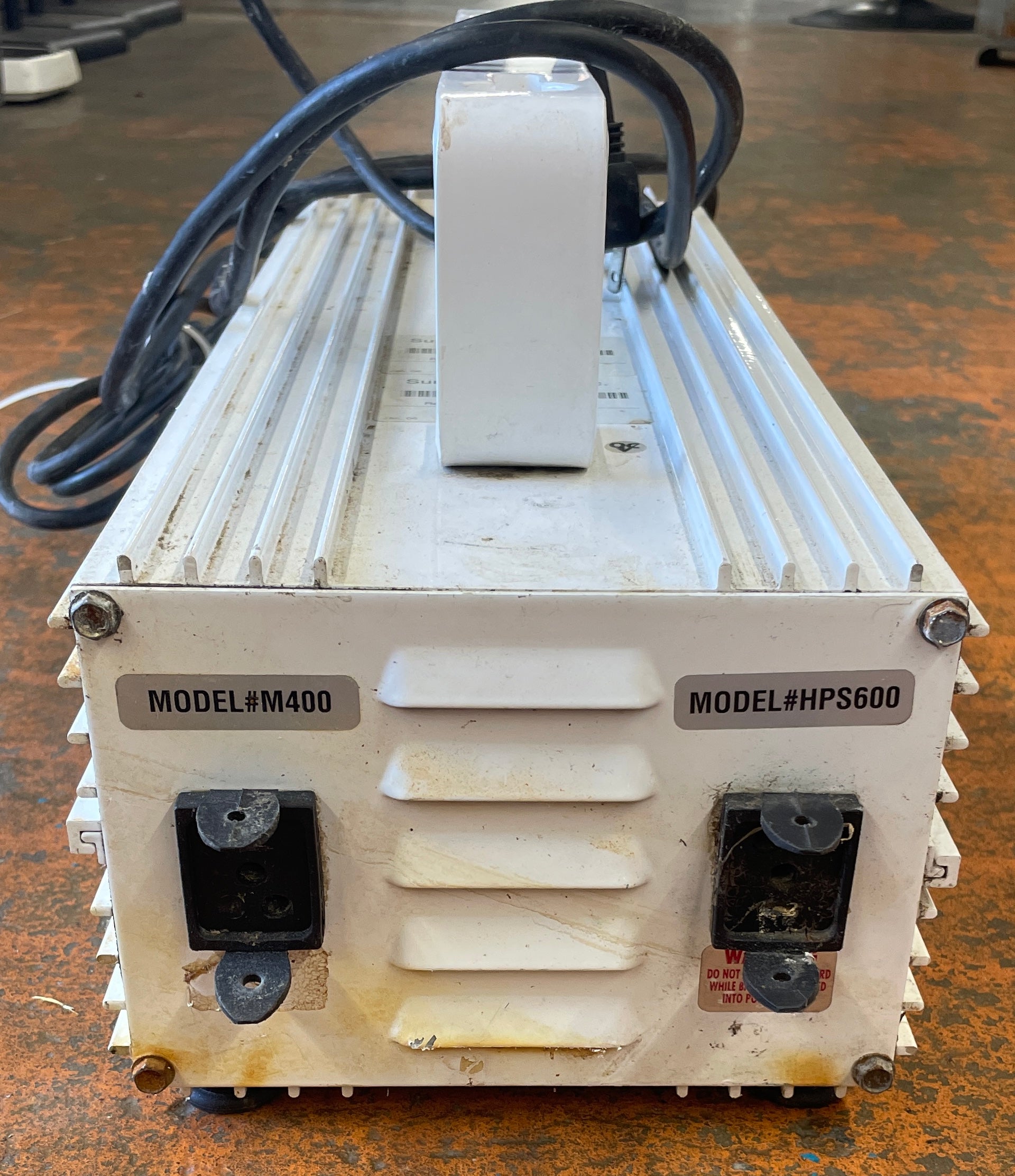 600watts Sunlight Supply High Pressure Sodium HPS Grow Light Lighting