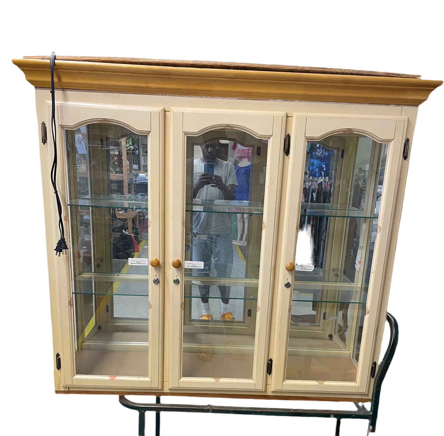 2 Tier Hutch/Storage Cabinet With Key