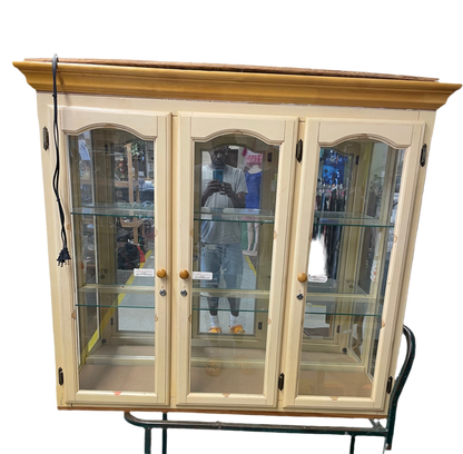 2 Tier Hutch/Storage Cabinet With Key