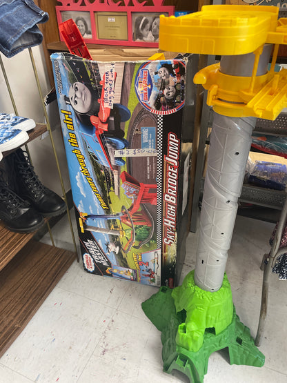 Thomas & Friends TrackMaster Sky-High Bridge Jump Motorized Railway, Complete, V-3