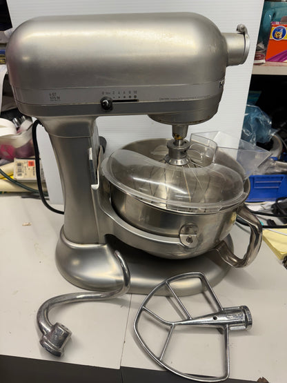 Kitchen Aid 600 KP26M1XQNP Stand Mixer with Attachments