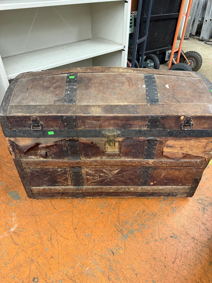 Vintage Treasure Chest Trunk 1800’s