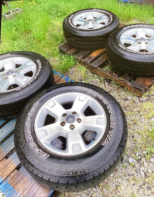 Tires & Wheels, RR, p245/65R17, set of 4 with Aluminum Rims Ford Goodrich Rugged Trail T/A