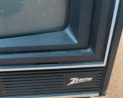 Vintage 1986 Wood Grain Zenith Color Portable TV Retro Gaming  C1312W Television