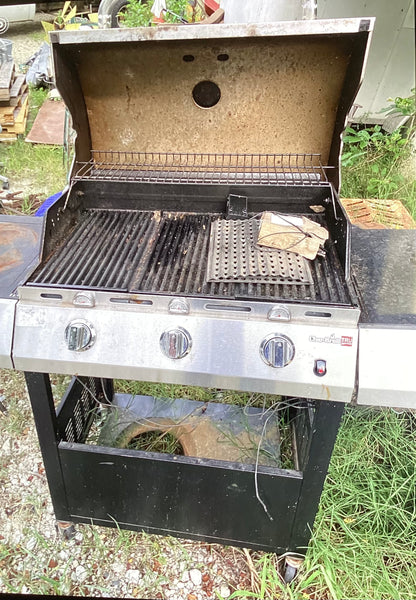 Grill, RR, Char-Broil Propane 3 Burner Grill