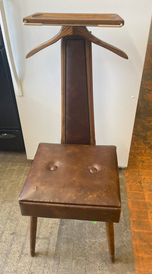VTG 1969 Butler Chair Made by THE SETWELL CO.
