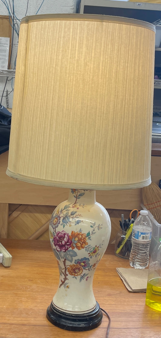 Vintage Oriental Accent Lamp, Chinoiserie Chic Decor, Small Table Lamp