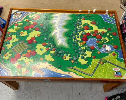 RARE 2001 Thomas The Train Wooden Railway Playtable Island, V-3