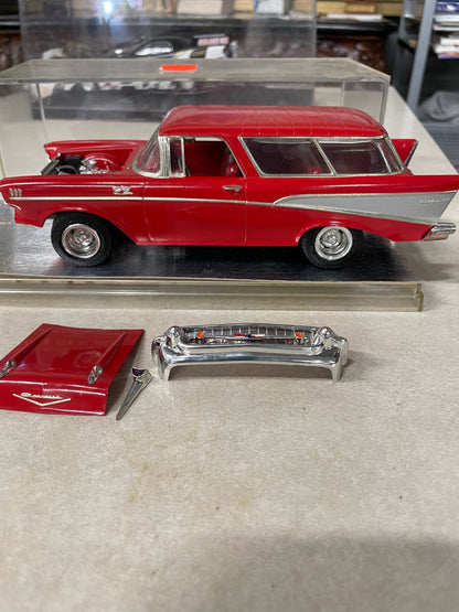 Toys, V11, Model Car, 1957 Chevy Nomad