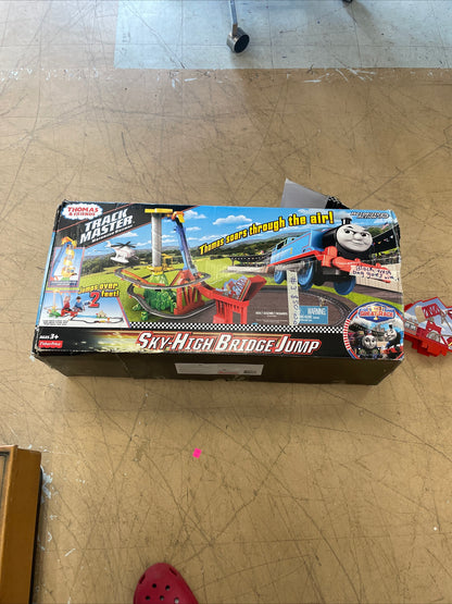 Thomas & Friends TrackMaster Sky-High Bridge Jump Motorized Railway, Complete, V-3