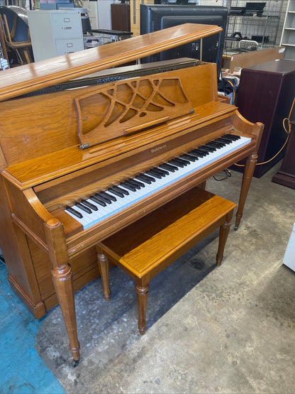 Baldwin 2095 Acrosonic Concert console in Traditional Oak With Bench